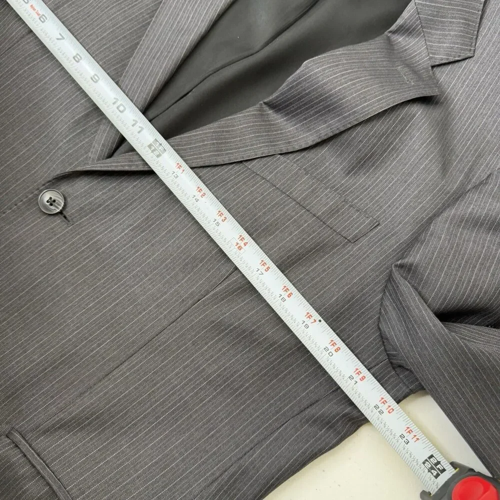 Saks Fifth Avenue Ermenegildo Zegna Mens Blazer 42S Grey Wool Sport Coat Stripe